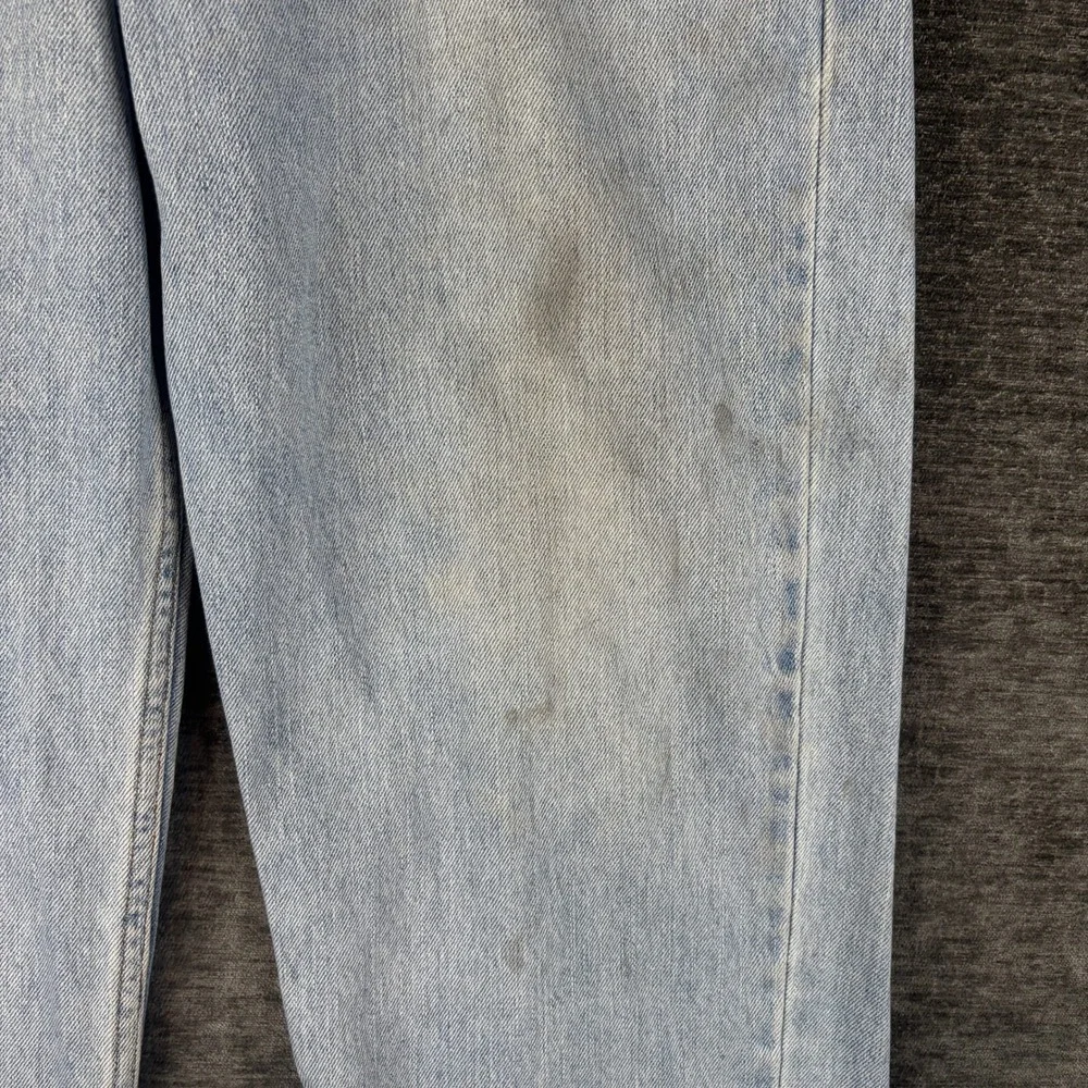 Levis measurements waist